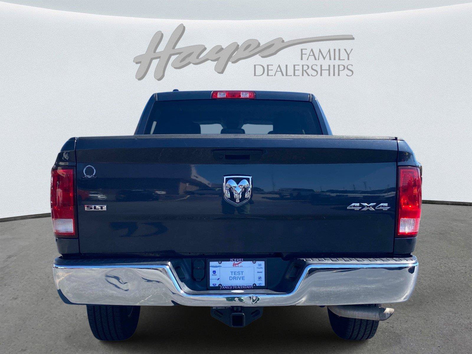 Used 2021 RAM 1500 Classic SLT AWD/4WD image 4