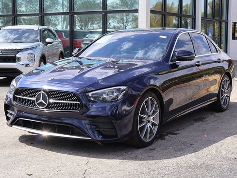 Used 2021 Mercedes-Benz E 350 Sedan w/ Premium Package image 9