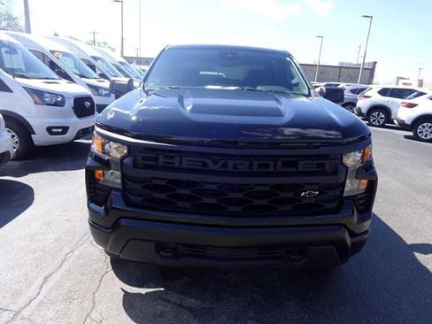 Used 2022 Chevrolet Silverado 1500 W/T w/ WT Value Package image 2