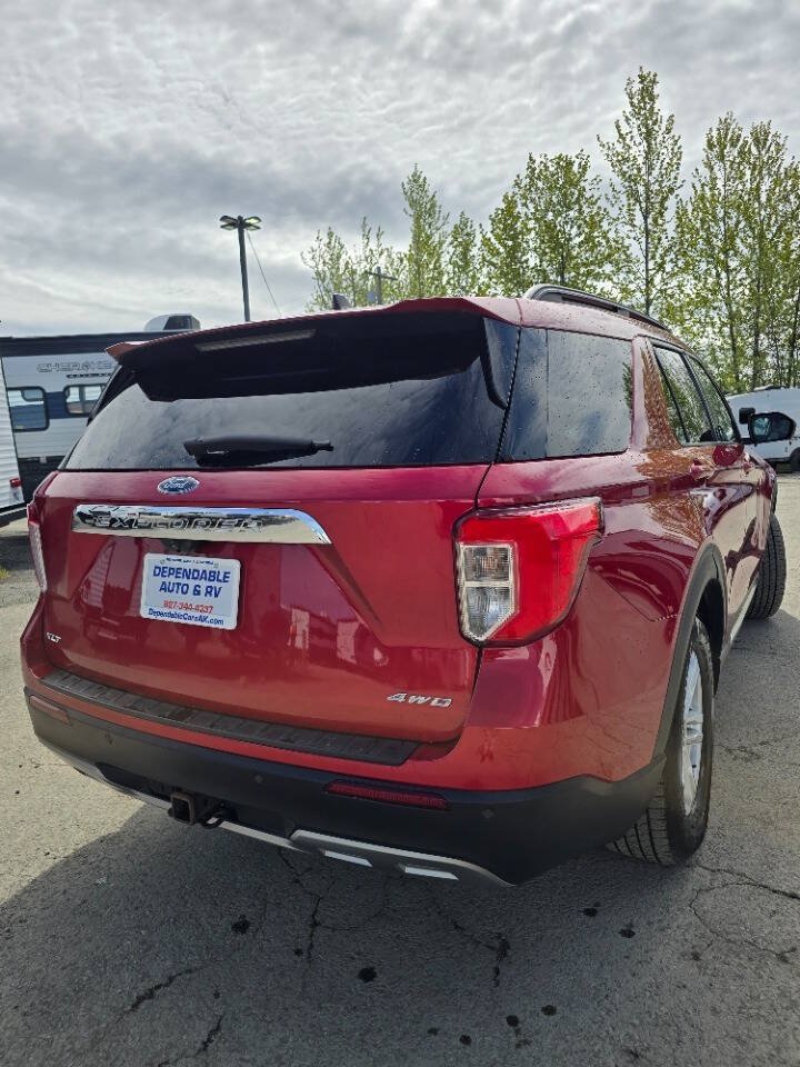 Used 2021 Ford Explorer XLT w/ Equipment Group 202A AWD/4WD image 7