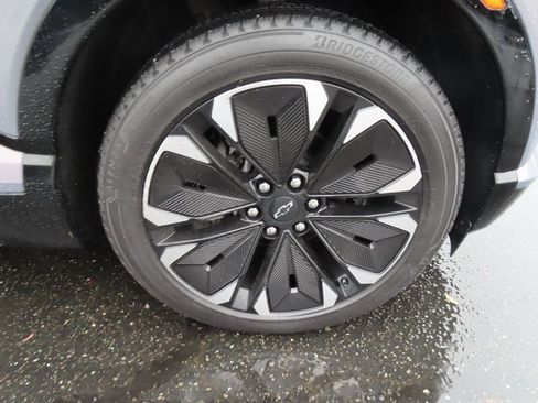 Used 2024 Chevrolet Blazer EV RS image 9