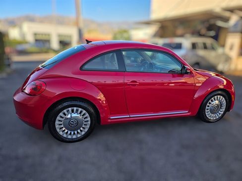 Used 2014 Volkswagen Beetle 2.5 image 5
