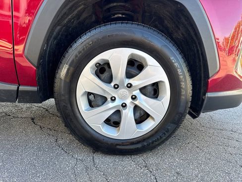 Used 2019 Toyota RAV4 LE w/ All Weather Liner Package FWD image 32