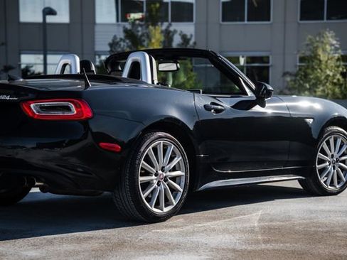 Used 2017 FIAT 124 Spider Lusso image 64