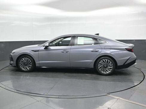 Certified 2024 Hyundai Sonata SEL FWD image 9