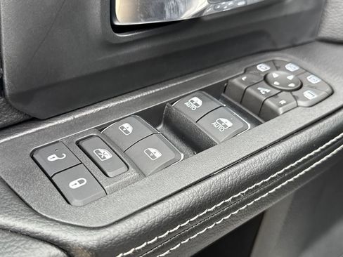 New 2026 RAM 2500 Laramie w/ Night Edition AWD/4WD image 21