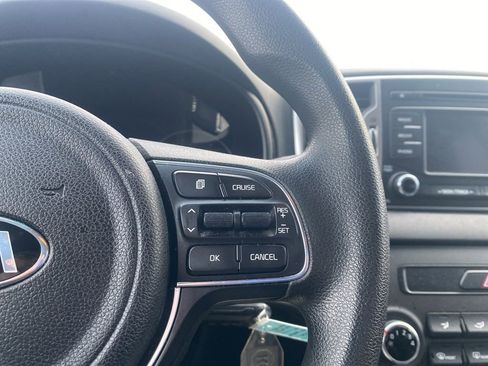 Used 2019 Kia Sportage LX image 10