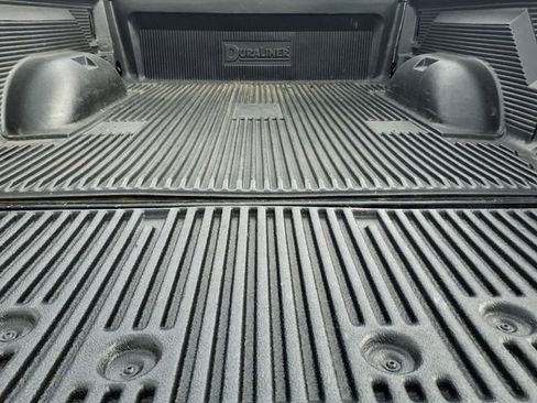 Used 2024 RAM 2500 Big Horn AWD/4WD image 10