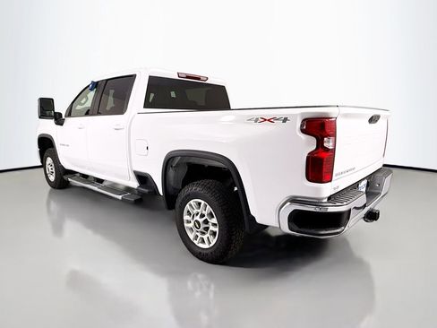 Used 2025 Chevrolet Silverado 2500 LT w/ Convenience Package image 5
