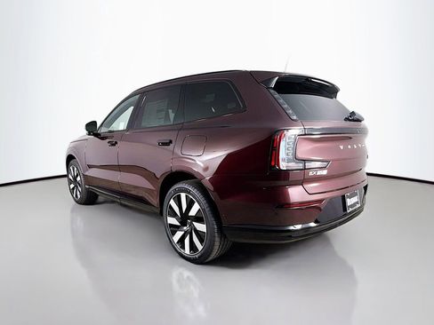 New 2025 Volvo EX90 Plus image 5