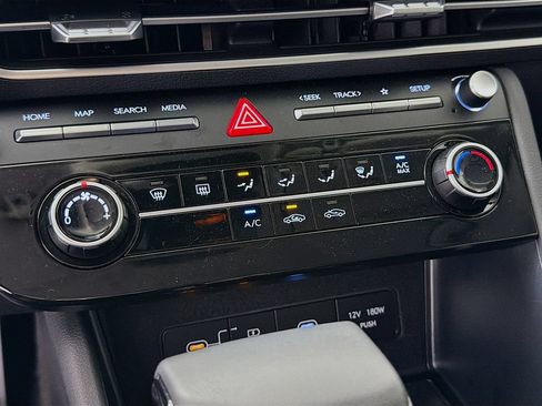 Used 2025 Hyundai Sonata SE FWD image 18