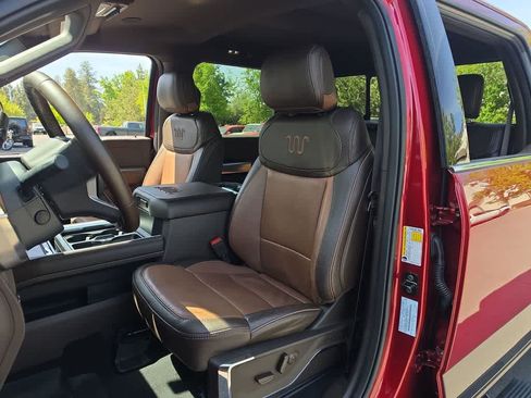 Used 2025 Ford F350 King Ranch AWD/4WD image 11