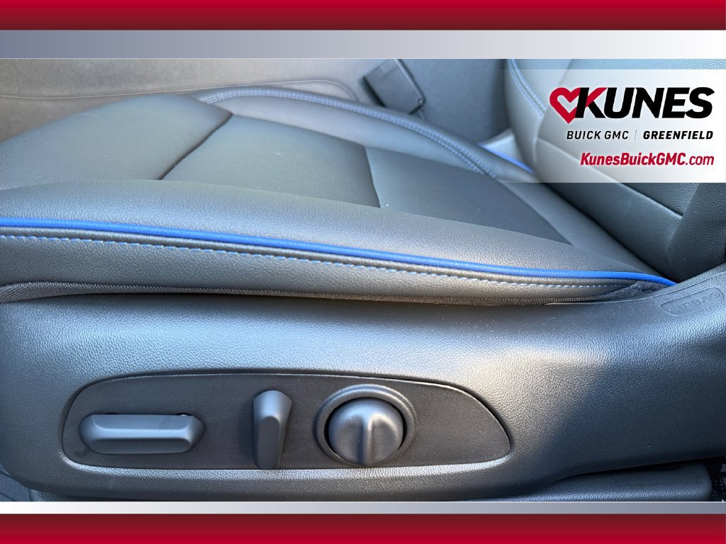 New 2026 Buick Envista Sport Touring w/ Convenience I Package FWD image 23