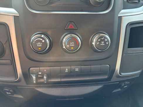 Used 2017 RAM 2500 SLT AWD/4WD image 23