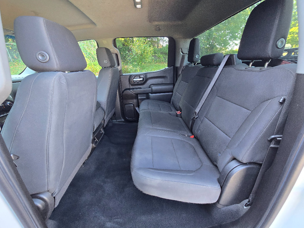 Used 2021 Chevrolet Silverado 1500 Custom Trail Boss w/ LPO, Dark Essentials Package AWD/4WD image 19