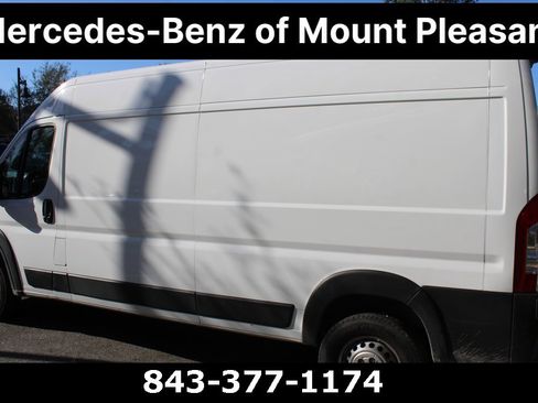 Used 2025 RAM ProMaster 2500 w/ Convenience Group image 26