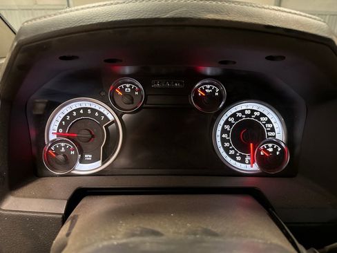 Used 2015 RAM 2500 Laramie w/ Protection Group image 10