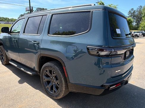 New 2026 Jeep Grand Wagoneer Limited AWD/4WD image 10