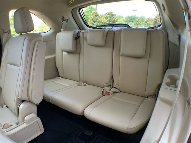 Used 2019 Toyota Highlander Limited FWD image 24