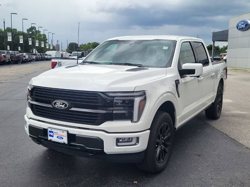 Used 2025 Ford F150 Platinum AWD/4WD image 6