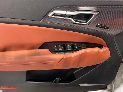 New 2025 Kia Sportage SX AWD/4WD image 18