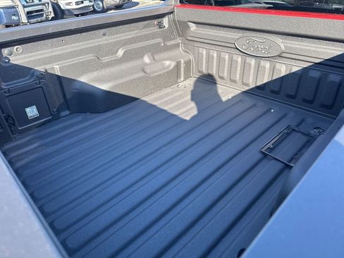 Used 2022 Ford Maverick XLT image 7