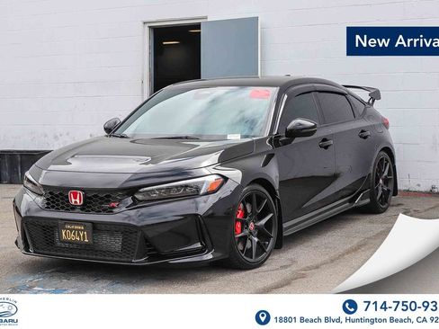 Used 2025 Honda Civic Type R image 1