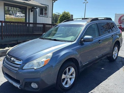 Used 2014 Subaru Outback 2.5i Limited w/ Moonroof Package AWD/4WD image 1