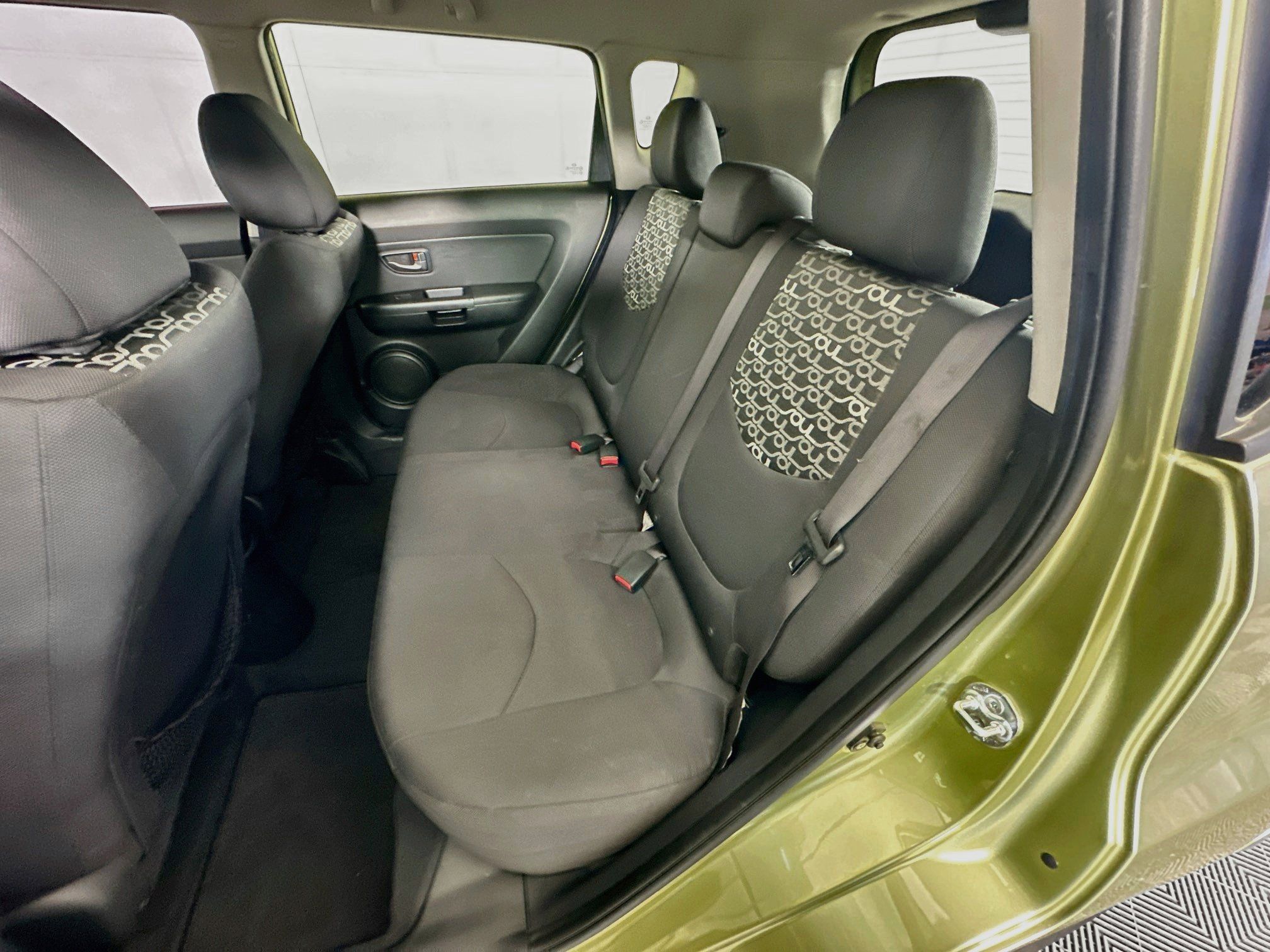 Used 2011 Kia Soul + FWD image 24