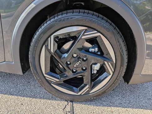 New 2026 Kia K4 EX FWD image 11