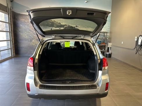 Used 2013 Subaru Outback 2.5i Premium image 25