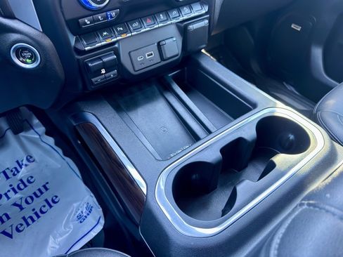 Used 2022 GMC Sierra 1500 SLT image 21