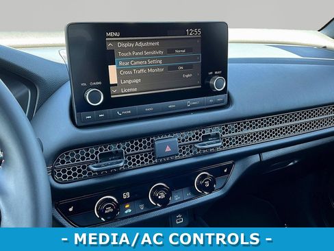 Certified 2025 Honda HR-V Sport image 9