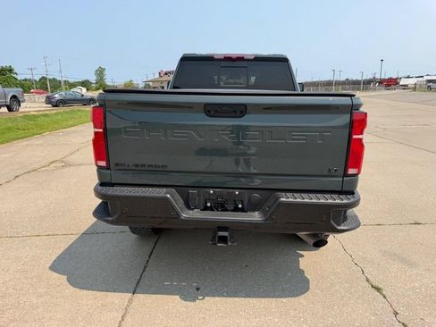 Used 2025 Chevrolet Silverado 2500 LT w/ Trail Boss Package AWD/4WD image 4