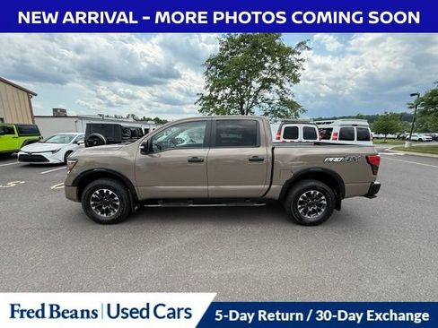 Used 2023 Nissan Titan PRO-4X w/ Pro-4x Convenience Package AWD/4WD image 8