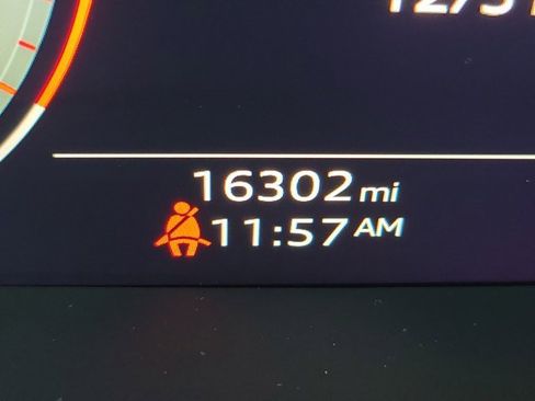 Used 2023 Audi A6 3.0T Premium image 24