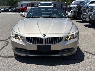Used 2009 BMW Z4 sDrive35i RWD video 3