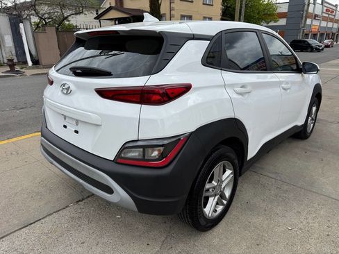 Used 2023 Hyundai Kona SE FWD image 7
