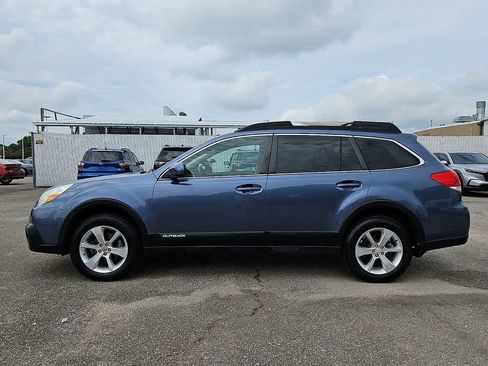 Used 2013 Subaru Outback 2.5i Premium AWD/4WD image 7