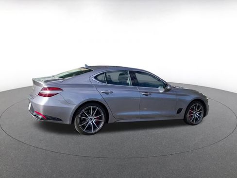 Used 2025 Genesis G70 2.5T image 14