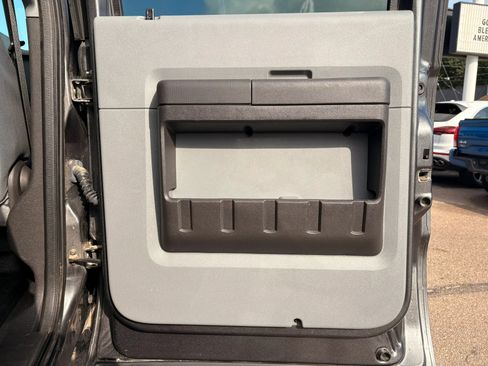 Used 2015 Ford F250 XL w/ Power Equipment Group AWD/4WD image 9