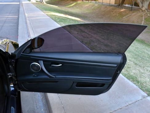 Used 2012 BMW M3 Convertible w/ Premium Pkg image 18