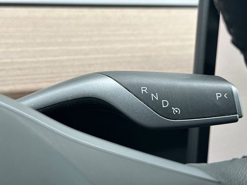 Used 2023 Tesla Model 3 Standard Range RWD image 27