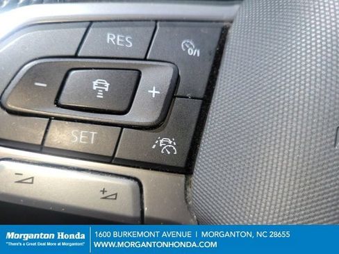 Used 2023 Volkswagen Atlas SEL Premium AWD/4WD image 15