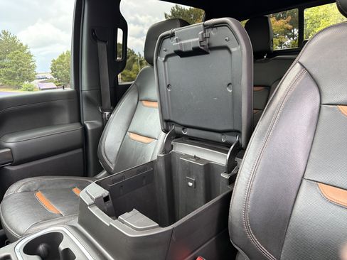 Used 2022 GMC Sierra 2500 AT4 w/ AT4 Premium Plus Package AWD/4WD image 36