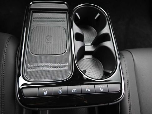 New 2025 Hyundai Ioniq 5 SEL image 19