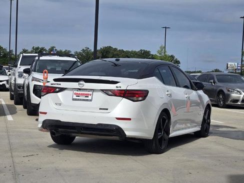 Certified 2023 Nissan Sentra SR FWD image 6