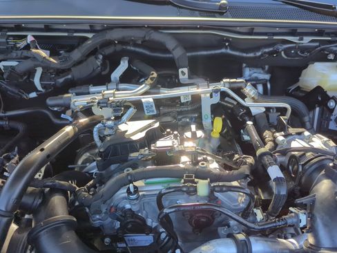 Used 2025 Ford Ranger Lariat w/ Trailer Tow Package image 21