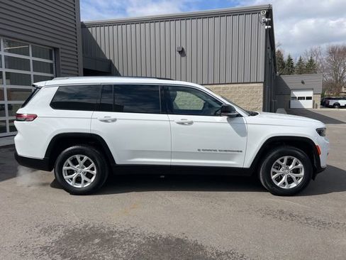 Used 2023 Jeep Grand Cherokee L Limited image 4