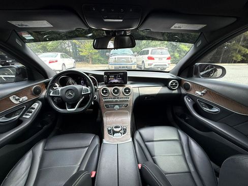 Used 2018 Mercedes-Benz C 300 Sedan image 7